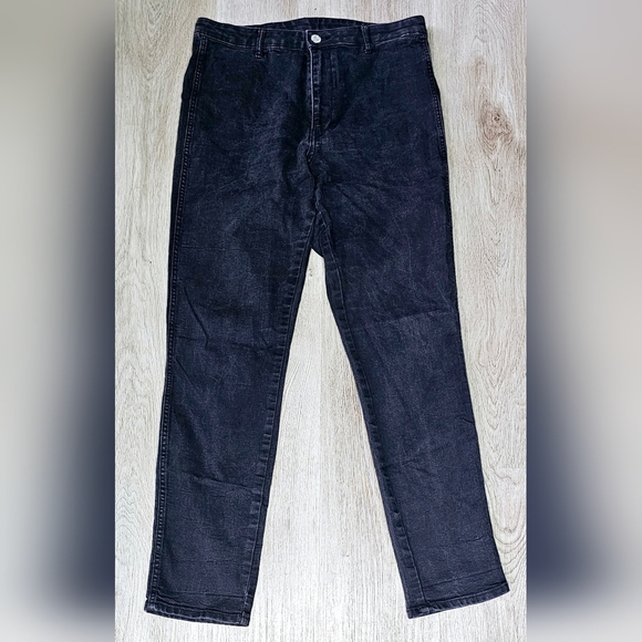 Size 31 H&M Black Skinny Ankle Jeans - Picture 1 of 6